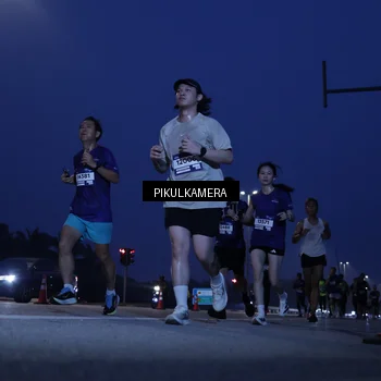 Runner Photo 7312375