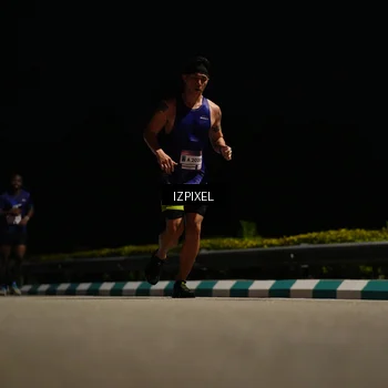 Runner Photo 7312381