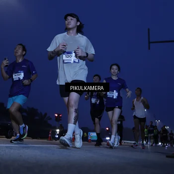Runner Photo 7312384