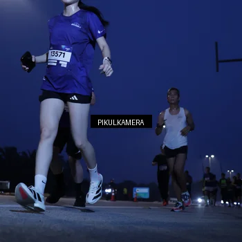 Runner Photo 7312402