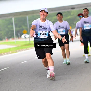 Runner Photo 7312435