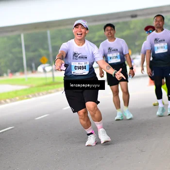 Runner Photo 7312444