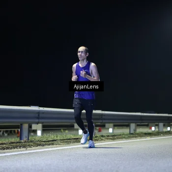 Runner Photo 7312532