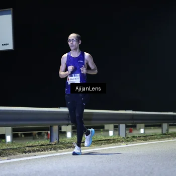 Runner Photo 7312553