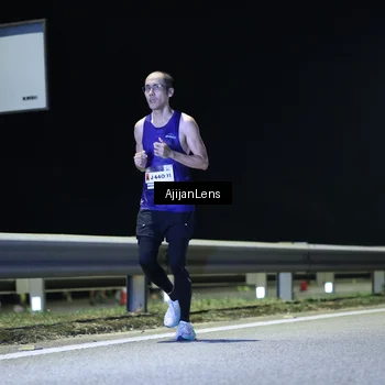 Runner Photo 7312571