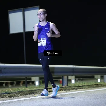 Runner Photo 7312587
