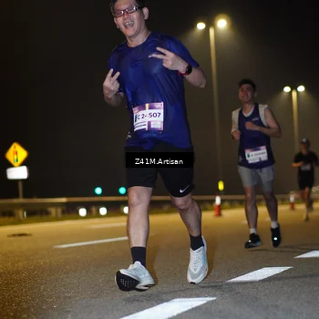Runner Photo 7312612