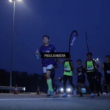 Runner Photo 7312632