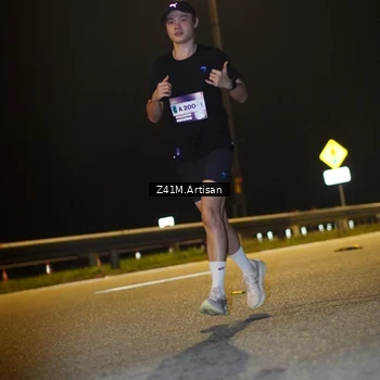 Runner Photo 7312638