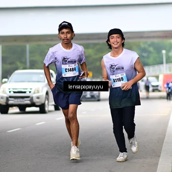 Runner Photo 7312644