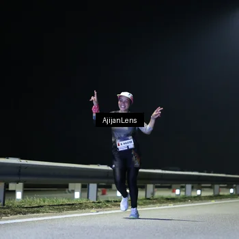 Runner Photo 7312665