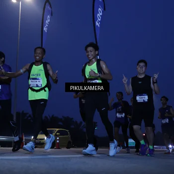 Runner Photo 7312682