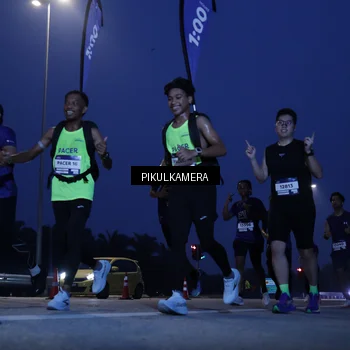 Runner Photo 7312684