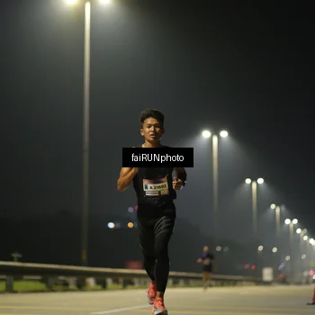 Runner Photo 7312691