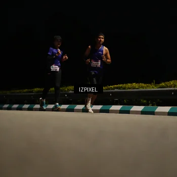Runner Photo 7312692
