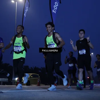 Runner Photo 7312714