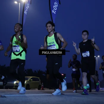 Runner Photo 7312728