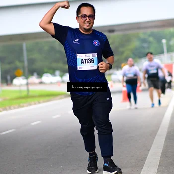 Runner Photo 7312739