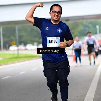 Runner Photo 7312743