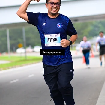 Runner Photo 7312758
