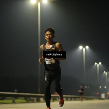 Runner Photo 7312767