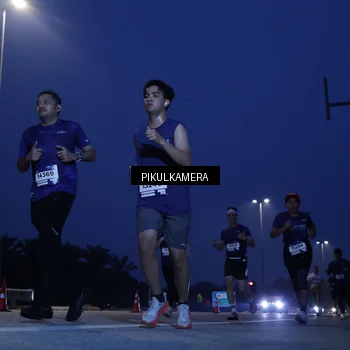 Runner Photo 7312825
