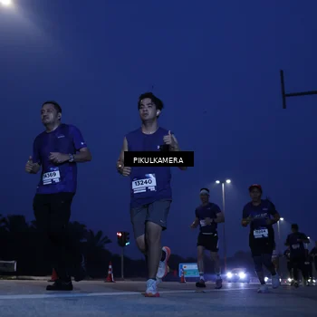 Runner Photo 7312828