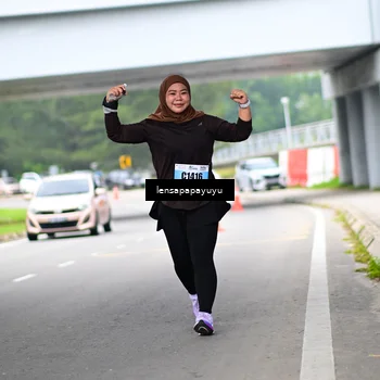 Runner Photo 7312840