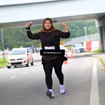 Runner Photo 7312848