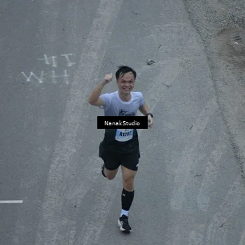 Runner Photo 7312861