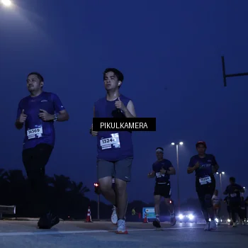 Runner Photo 7312865
