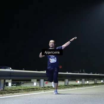 Runner Photo 7312871