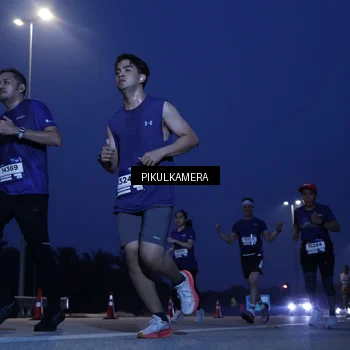 Runner Photo 7312908