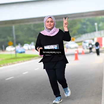 Runner Photo 7312910