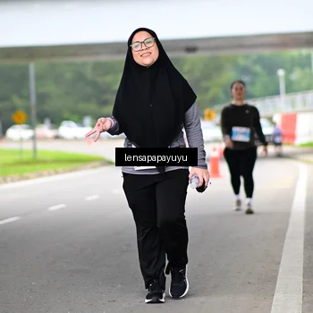 Runner Photo 7312945