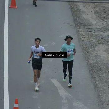 Runner Photo 7312969