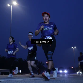 Runner Photo 7312972