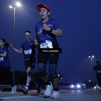 Runner Photo 7312997