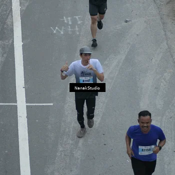 Runner Photo 7313030