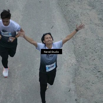Runner Photo 7313109