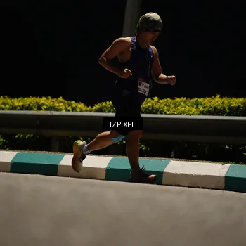 Runner Photo 7313113