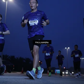 Runner Photo 7313218