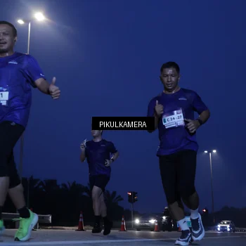 Runner Photo 7313251