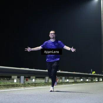 Runner Photo 7313306