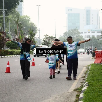 Runner Photo 7313339