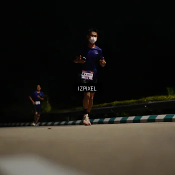 Runner Photo 7313343