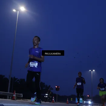 Runner Photo 7313376