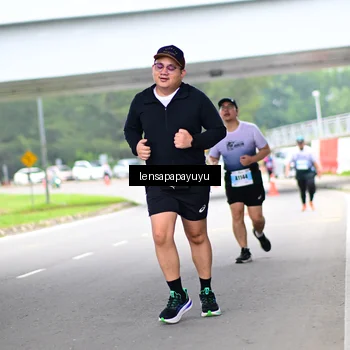 Runner Photo 7313428