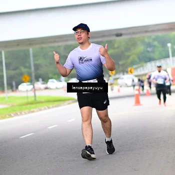 Runner Photo 7313434