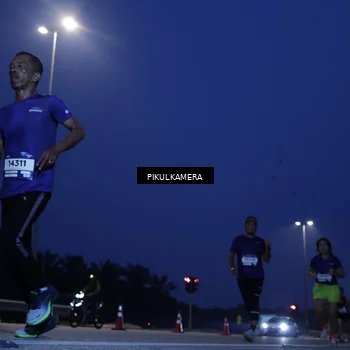 Runner Photo 7313443
